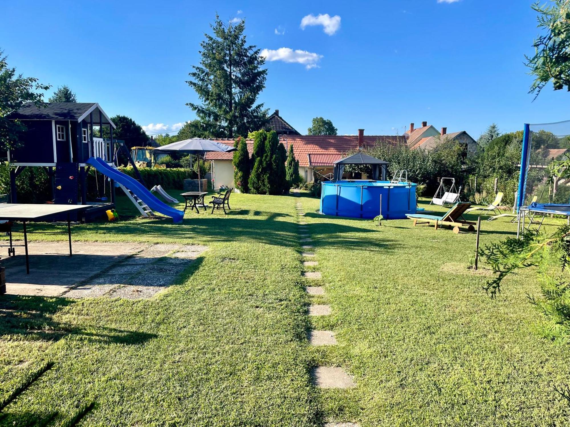 Apartmán Pol-Lak Szolosgyorok Exteriér fotografie